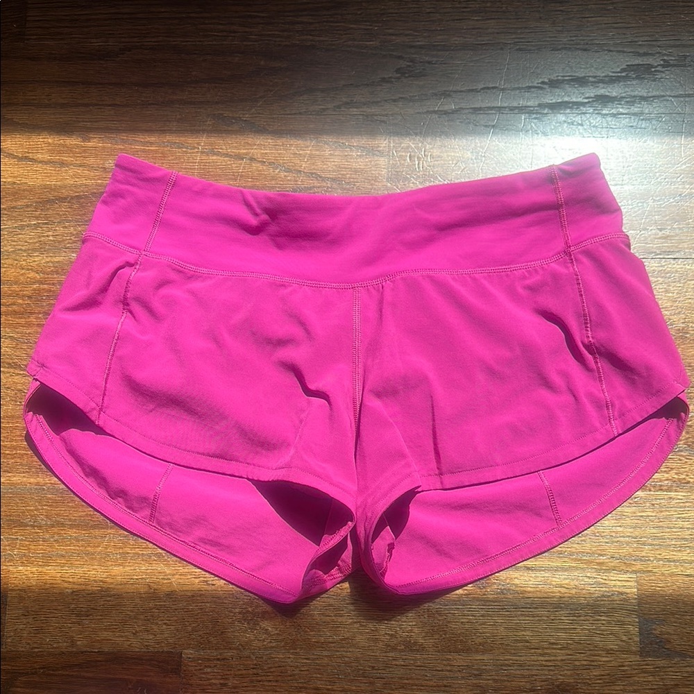 Magenta Lululemon Low Rise Speed Up Shorts